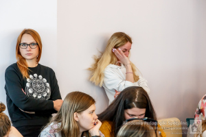 2019-04-11-APS-02773 L