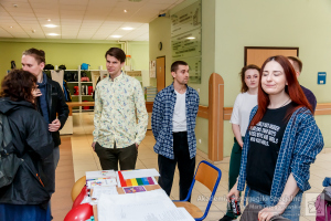 2019-05-17-APS-03279 L