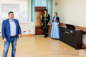 2019-05-21-APS-03685 L