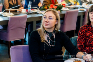2019-12-16-APS-12442 L